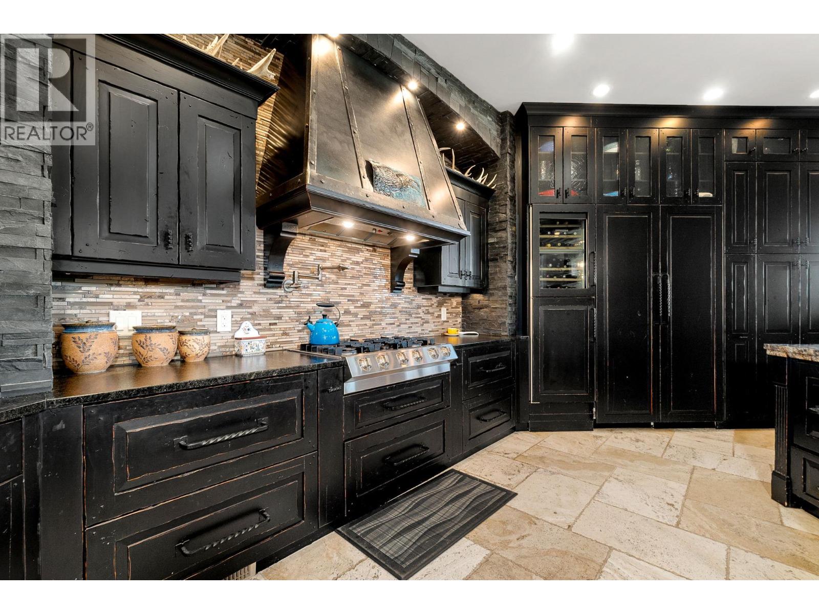 5500 Rockface Road, Kelowna, British Columbia  V1X 7V7 - Photo 31 - 10379398