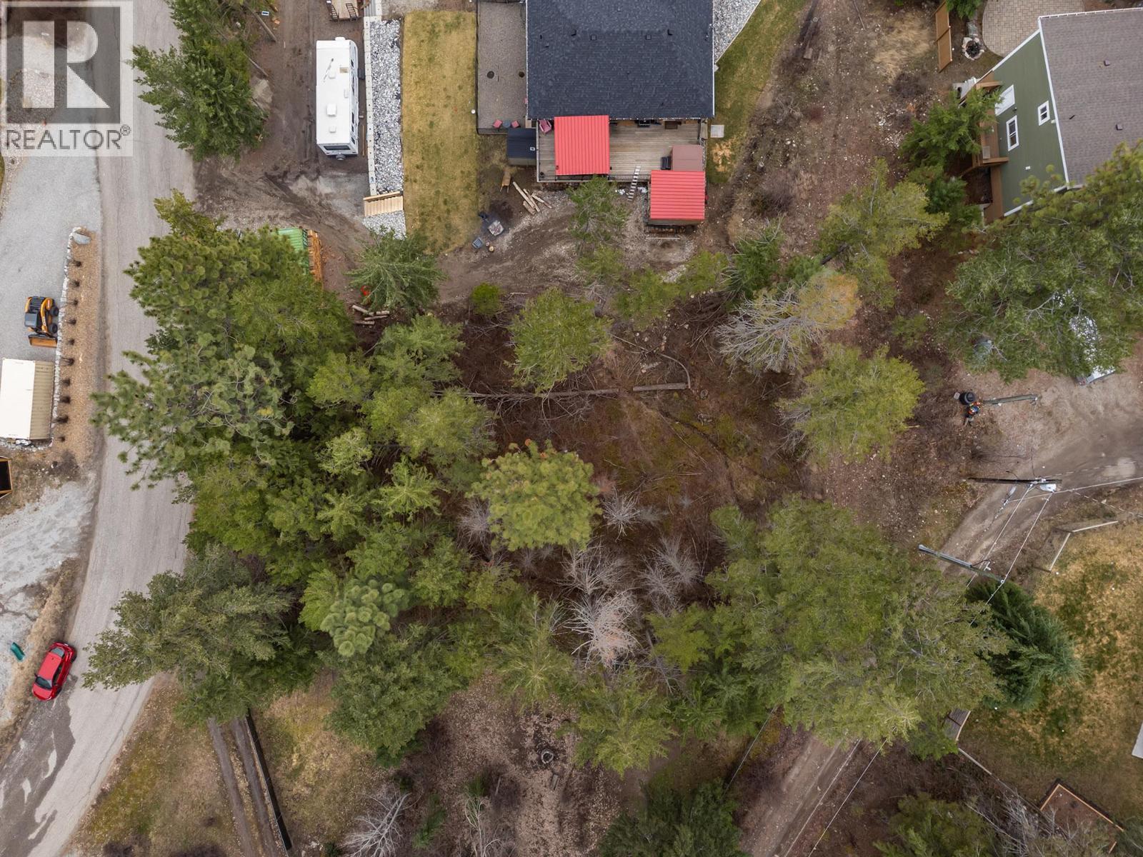 10700 Pinecrest Road, Vernon, British Columbia  V1H 2C1 - Photo 5 - 10379197