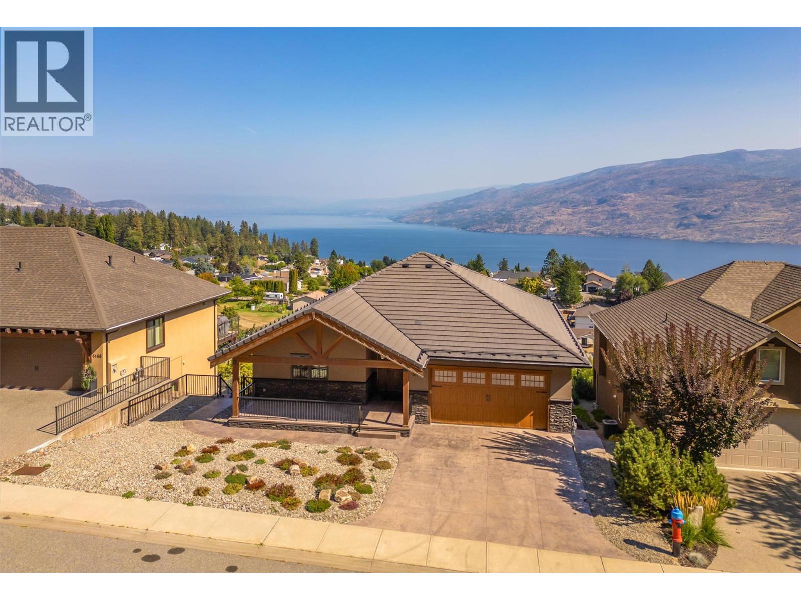6172 Seymoure Avenue, peachland, British Columbia