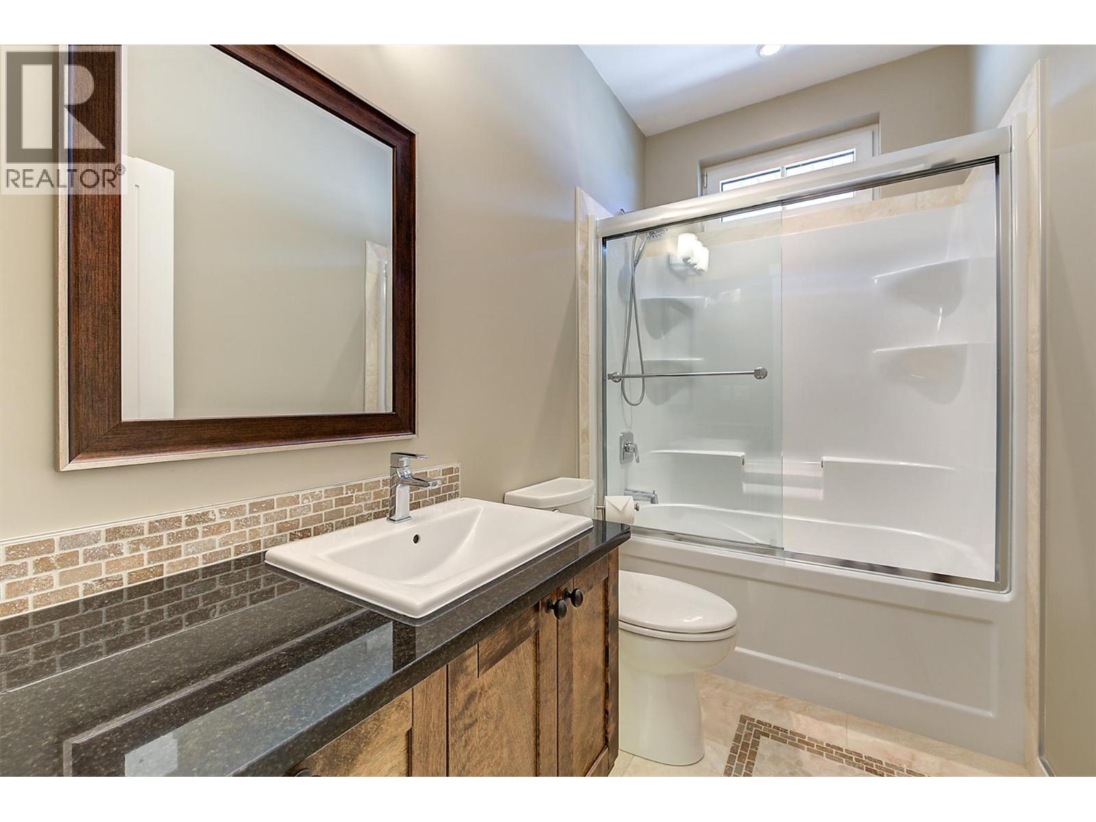 6172 Seymoure Avenue, Peachland, British Columbia  V0H 1X4 - Photo 41 - 10378765