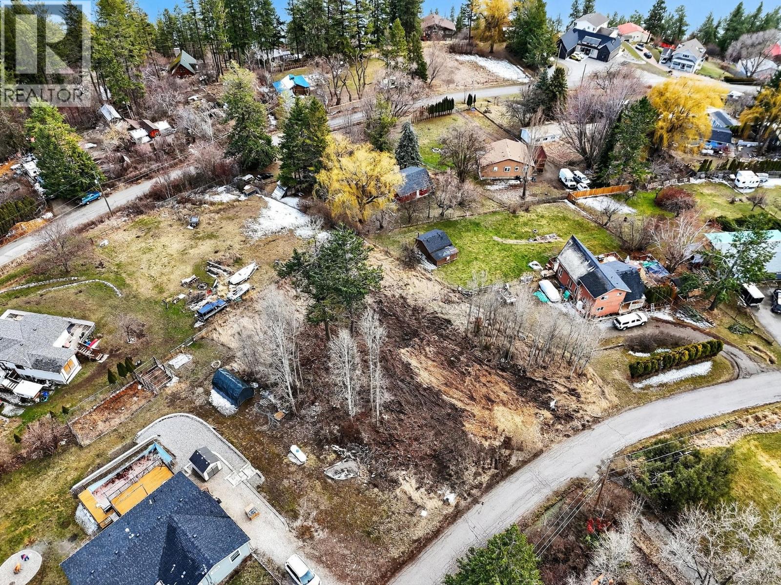 325 Kildare Way, Vernon, British Columbia  V1H 2C7 - Photo 4 - 10378496