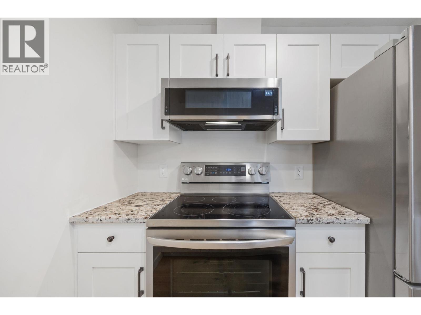 5460 Clements Crescent Unit# 107, Peachland, British Columbia  V0H 1X5 - Photo 6 - 10378605