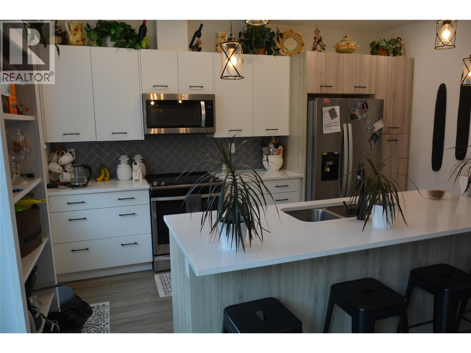 1900 Ord Road Unit# 30, Kamloops, British Columbia  V2B 0B6 - Photo 3 - 10379292
