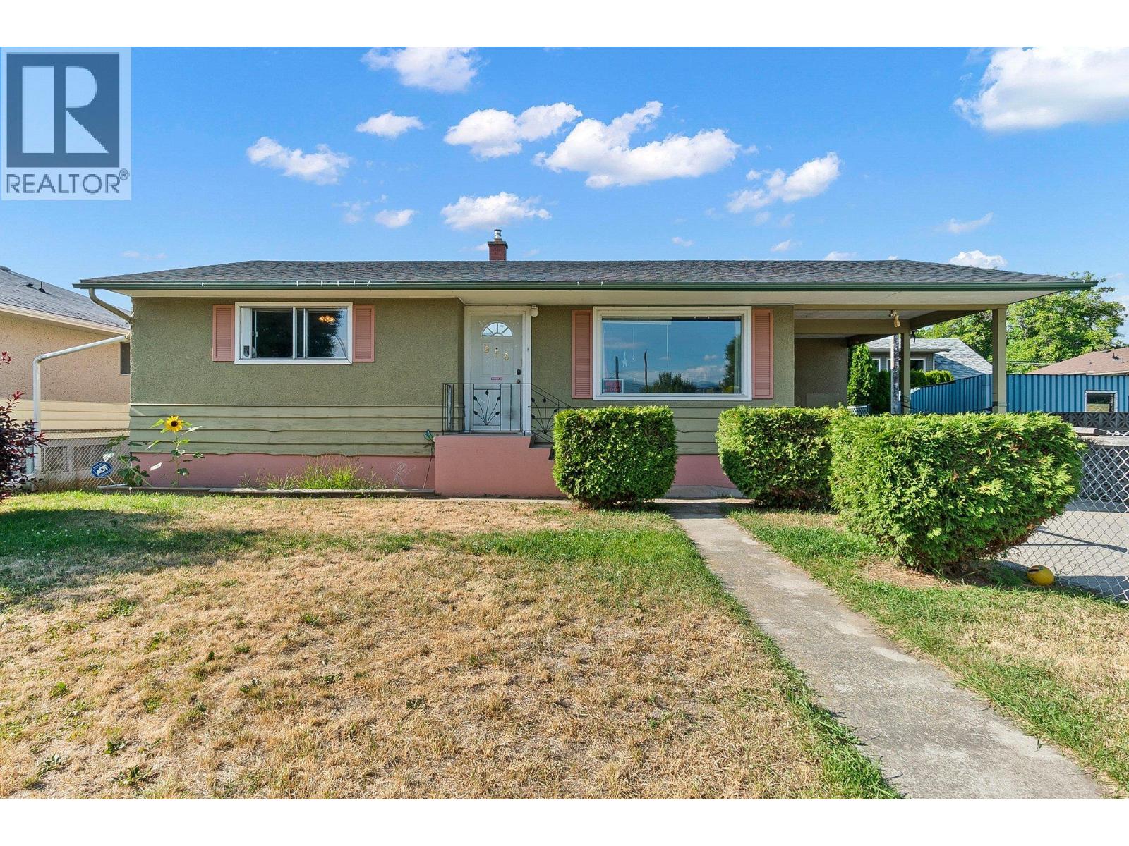 958 Stockwell Avenue, kelowna, British Columbia