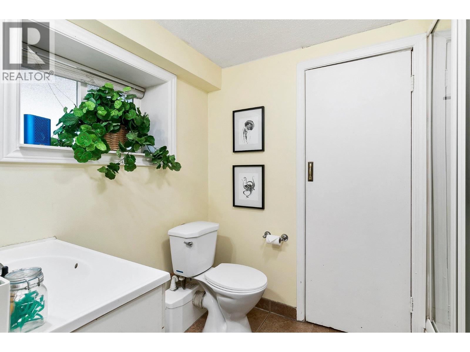 958 Stockwell Avenue, Kelowna, British Columbia  V1Y 6W2 - Photo 18 - 10379447