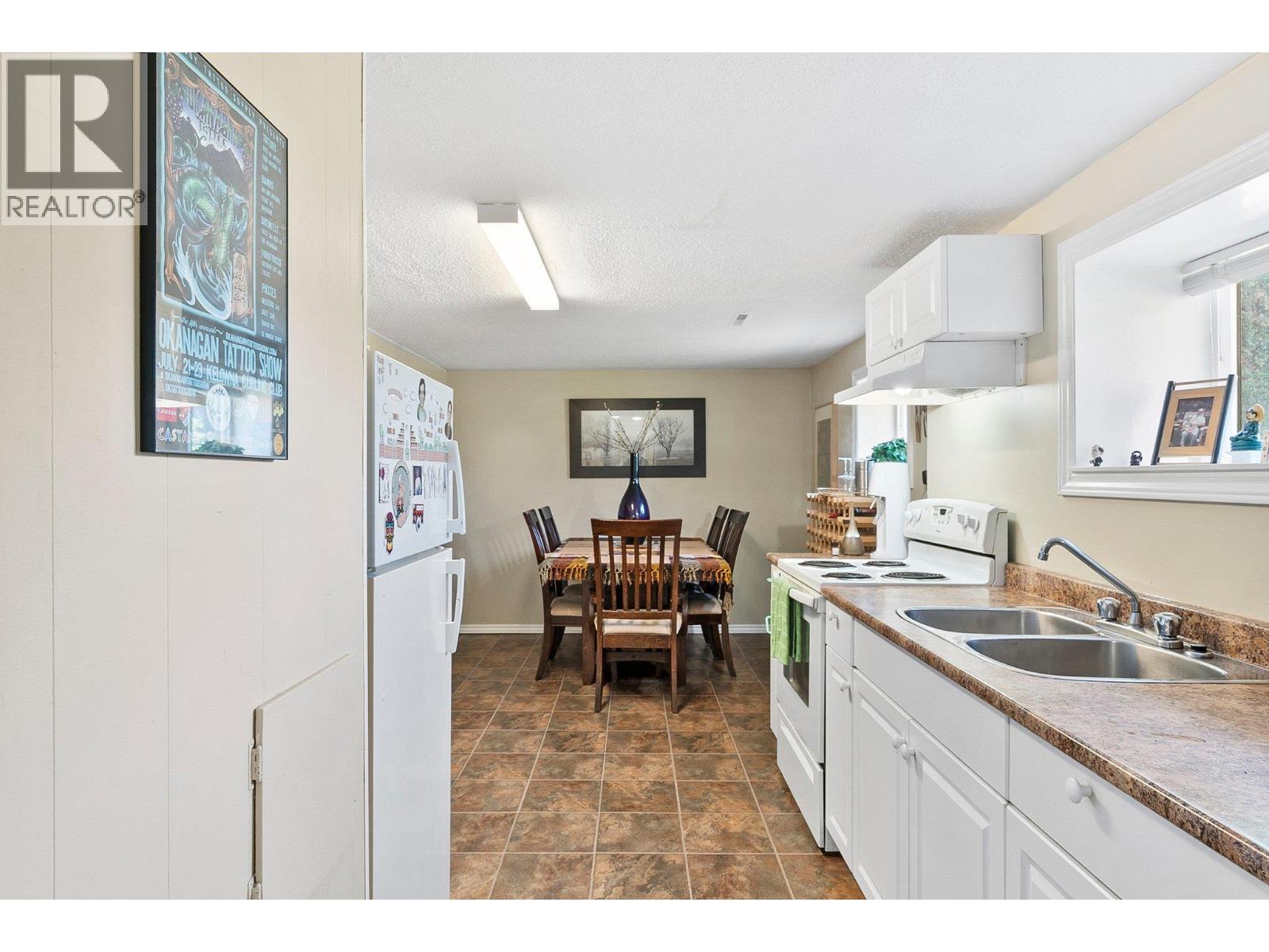 958 Stockwell Avenue, Kelowna, British Columbia  V1Y 6W2 - Photo 22 - 10379447