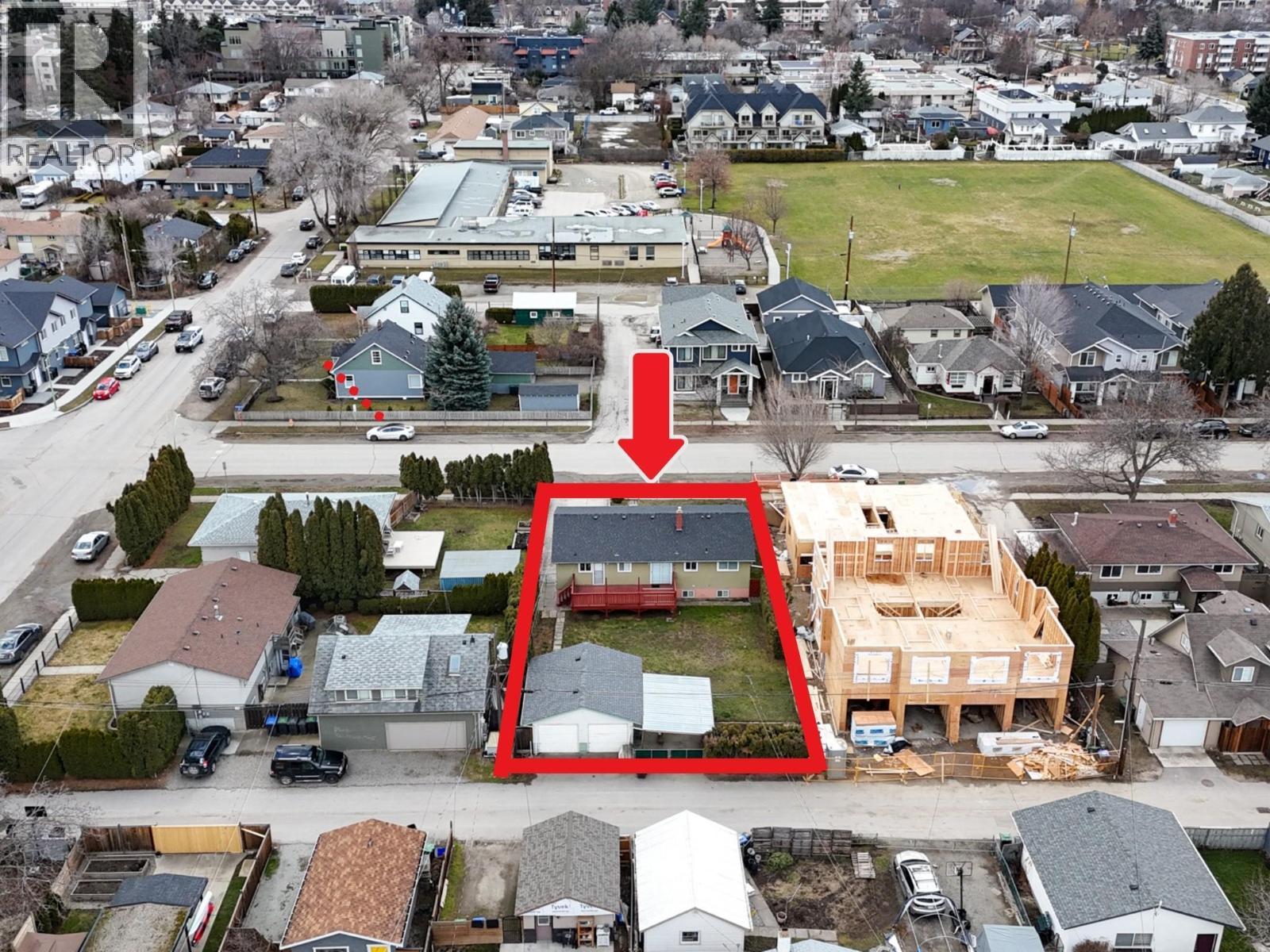 958 Stockwell Avenue, Kelowna, British Columbia  V1Y 6W2 - Photo 4 - 10379447