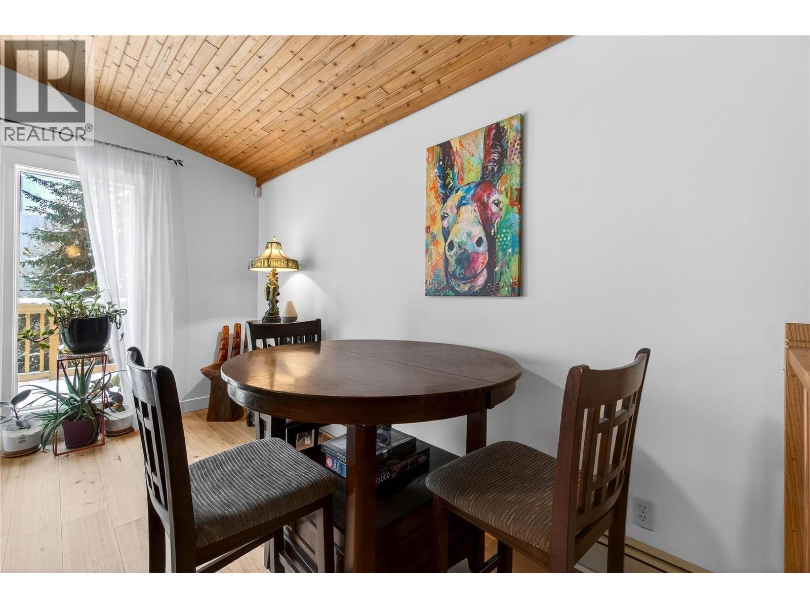 8361 Ladner Road, Vernon, British Columbia  V1B 3M8 - Photo 11 - 10379562