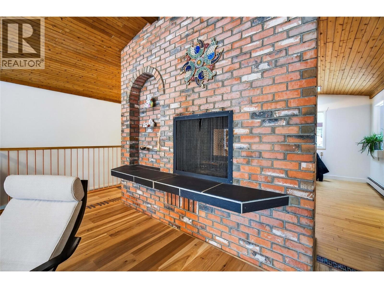 8361 Ladner Road, Vernon, British Columbia  V1B 3M8 - Photo 17 - 10379562