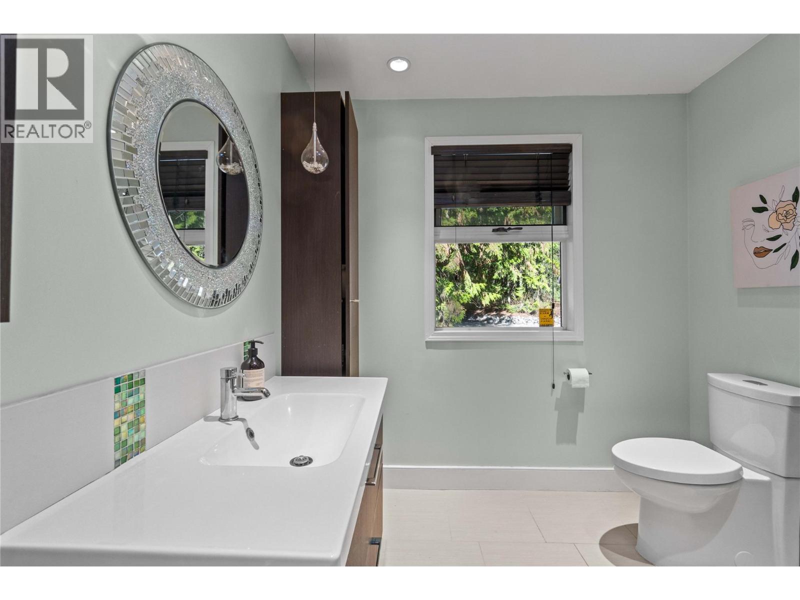 8361 Ladner Road, Vernon, British Columbia  V1B 3M8 - Photo 23 - 10379562
