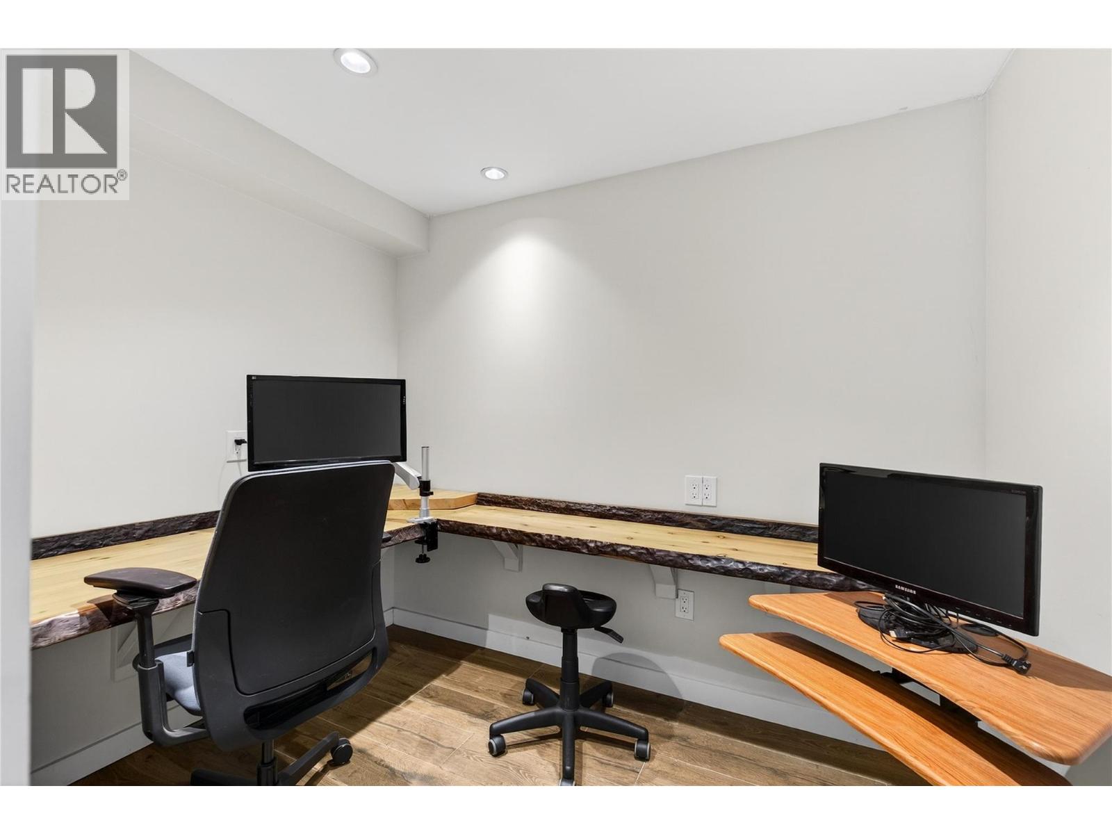 8361 Ladner Road, Vernon, British Columbia  V1B 3M8 - Photo 44 - 10379562