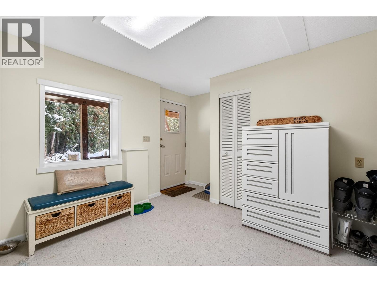 8361 Ladner Road, Vernon, British Columbia  V1B 3M8 - Photo 46 - 10379562