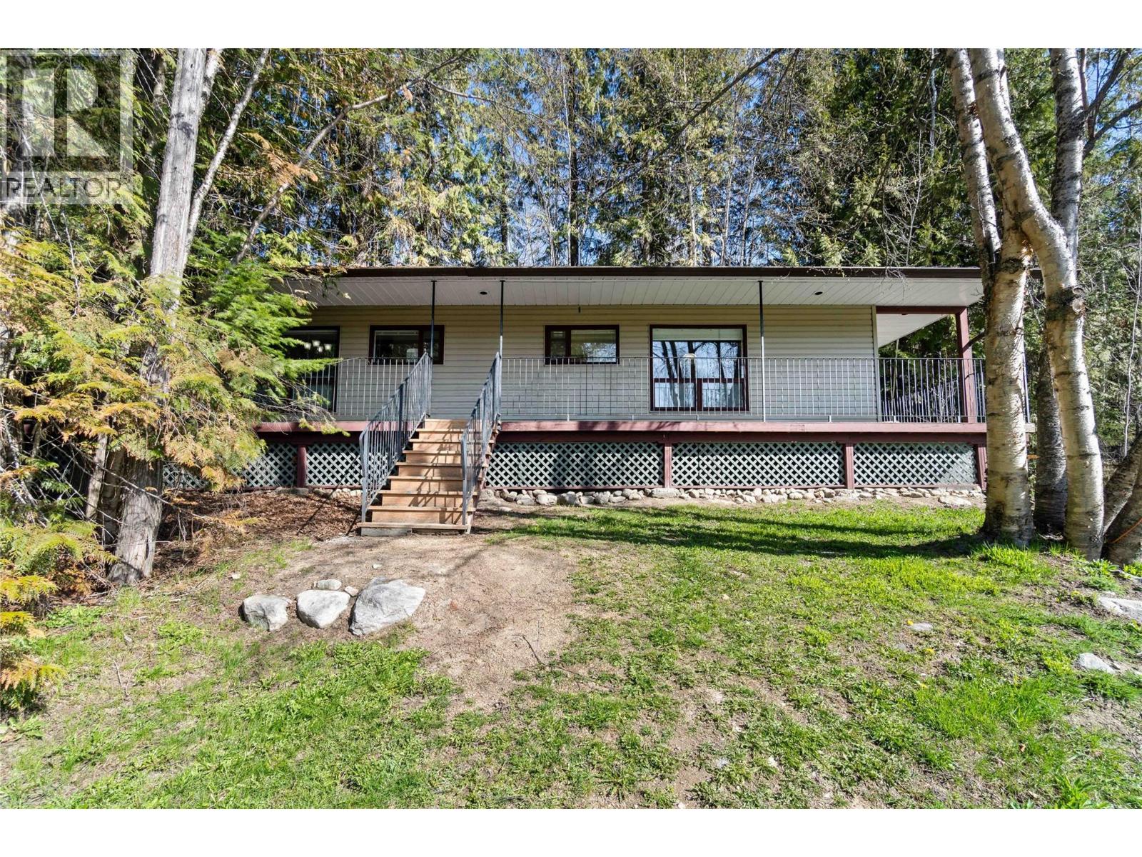 8361 Ladner Road, Vernon, British Columbia  V1B 3M8 - Photo 49 - 10379562