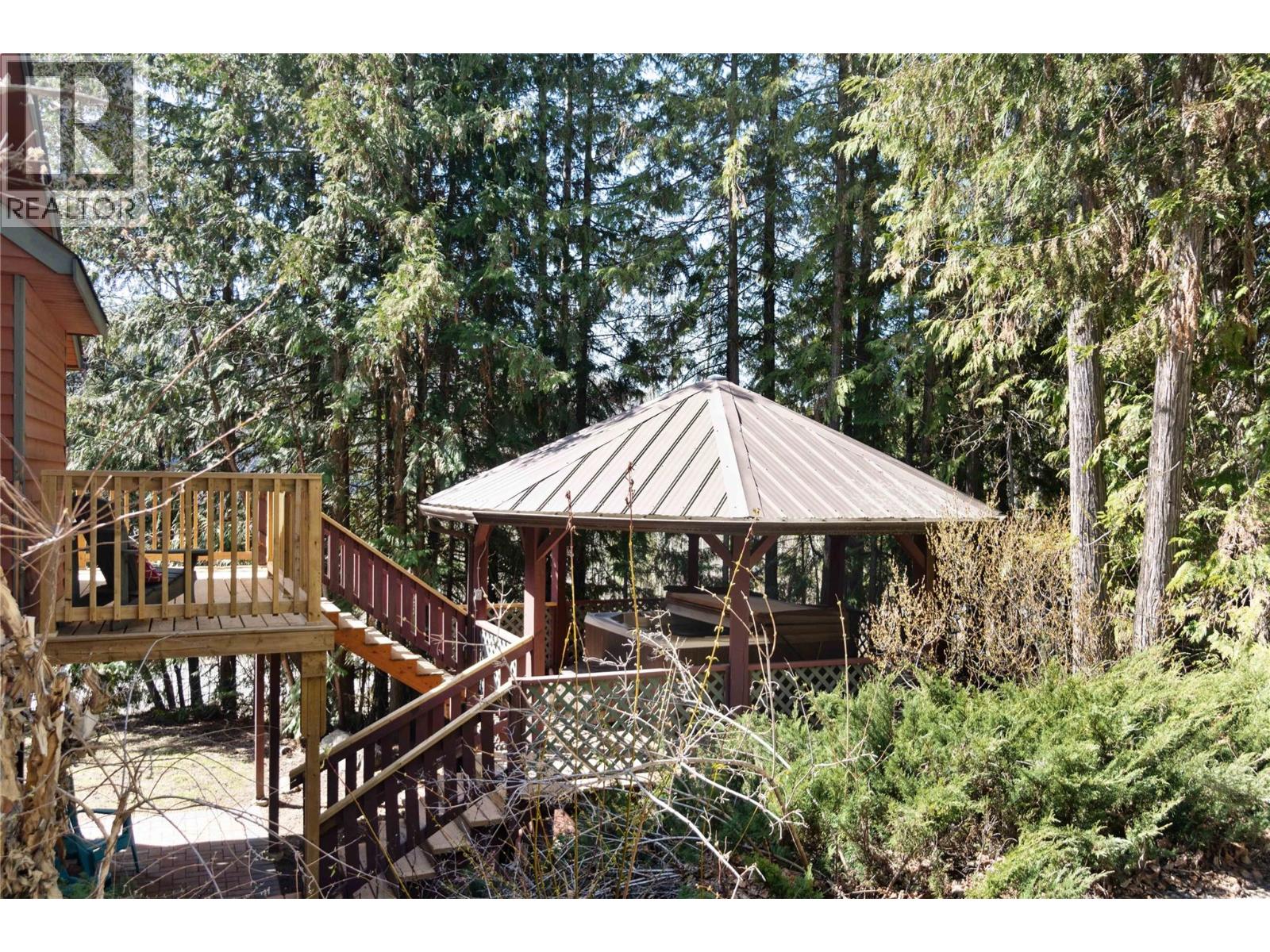 8361 Ladner Road, Vernon, British Columbia  V1B 3M8 - Photo 79 - 10379562