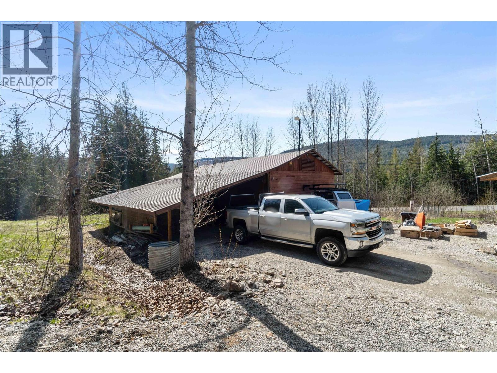 8361 Ladner Road, Vernon, British Columbia  V1B 3M8 - Photo 86 - 10379562
