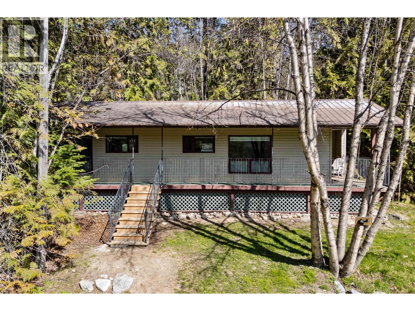 8361 Ladner Road, Vernon, British Columbia  V1B 3M8 - Photo 90 - 10379562