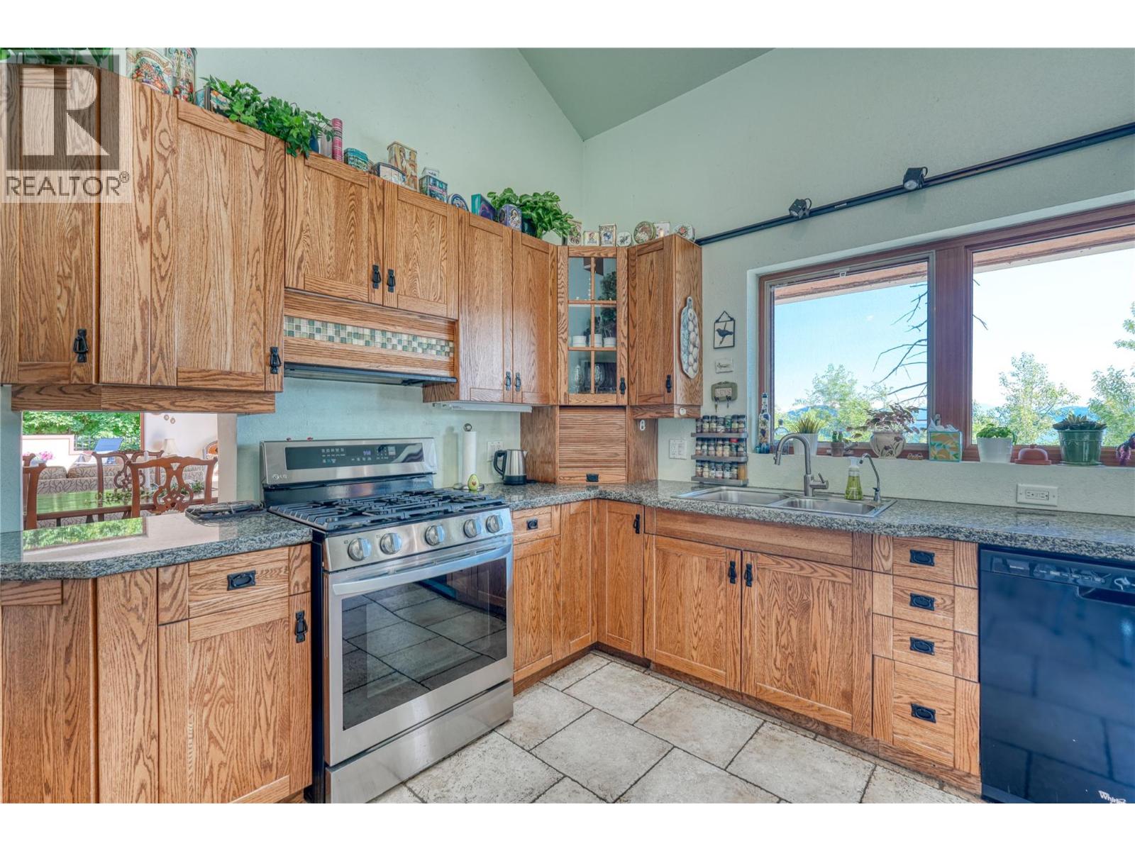 56 Nerie Road, Vernon, British Columbia  V1H 2E4 - Photo 30 - 10379327