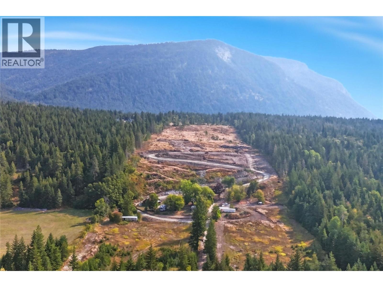 3311 Colton Road, Tappen, British Columbia  V0E 2X1 - Photo 4 - 10379190