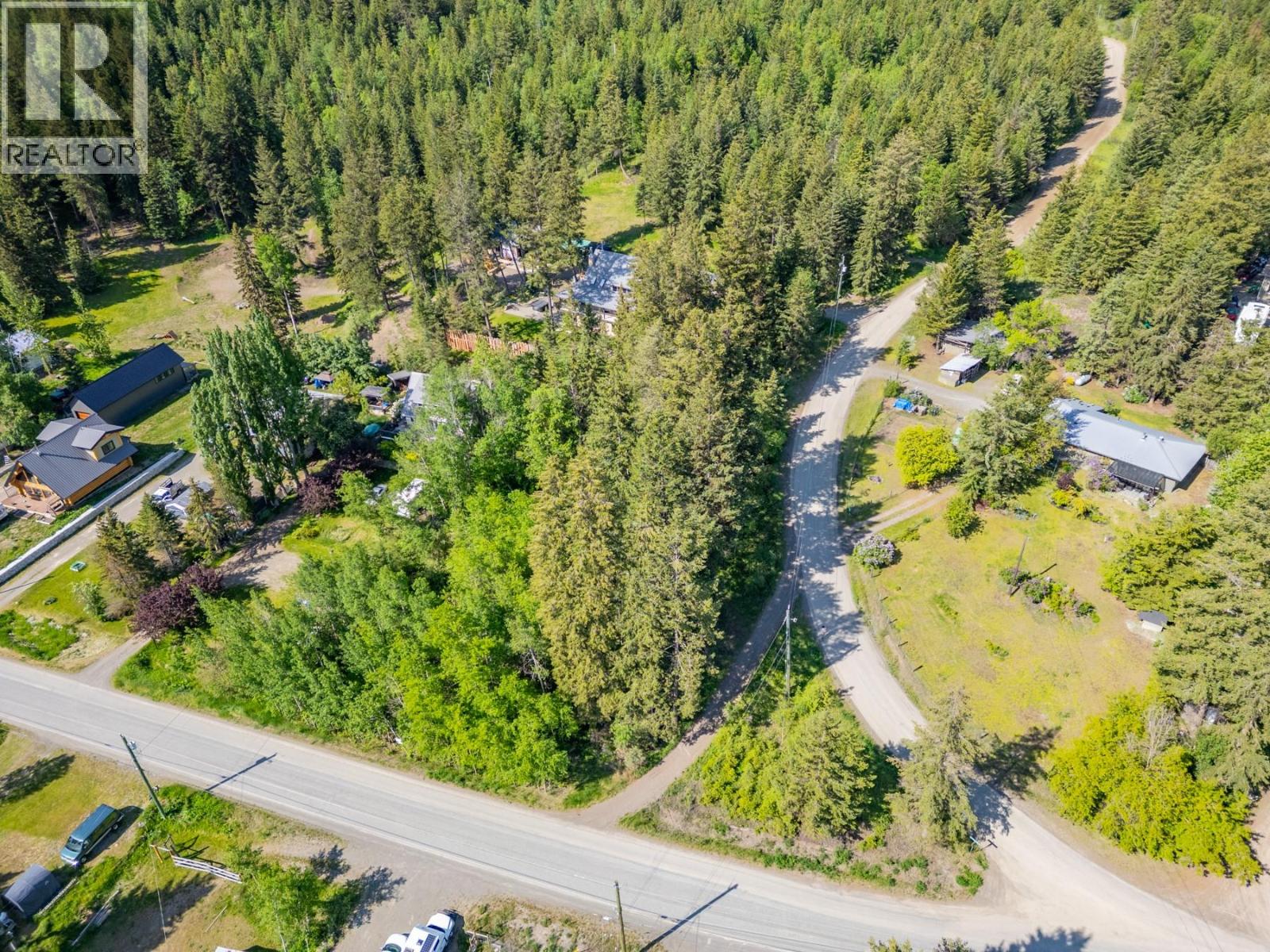 3006 Powell Road, Kamloops, British Columbia  V0E 3E1 - Photo 5 - 10379358
