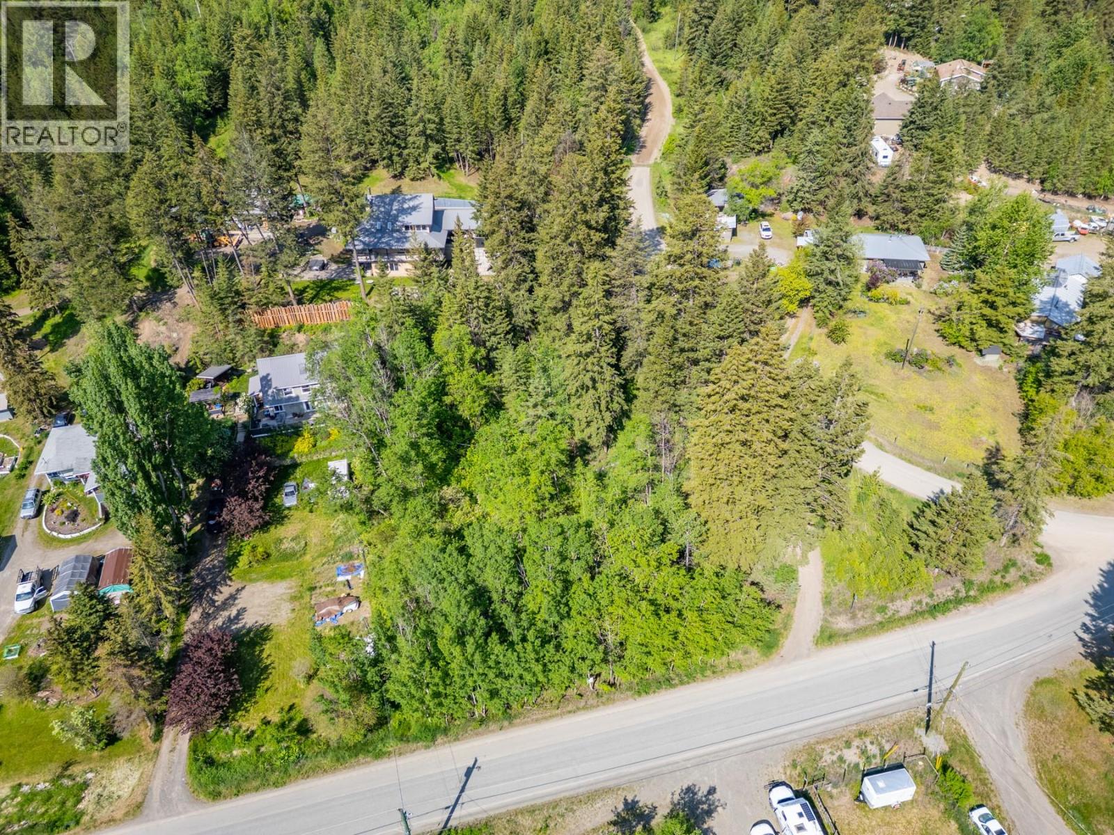 3006 Powell Road, Kamloops, British Columbia  V0E 3E1 - Photo 8 - 10379358