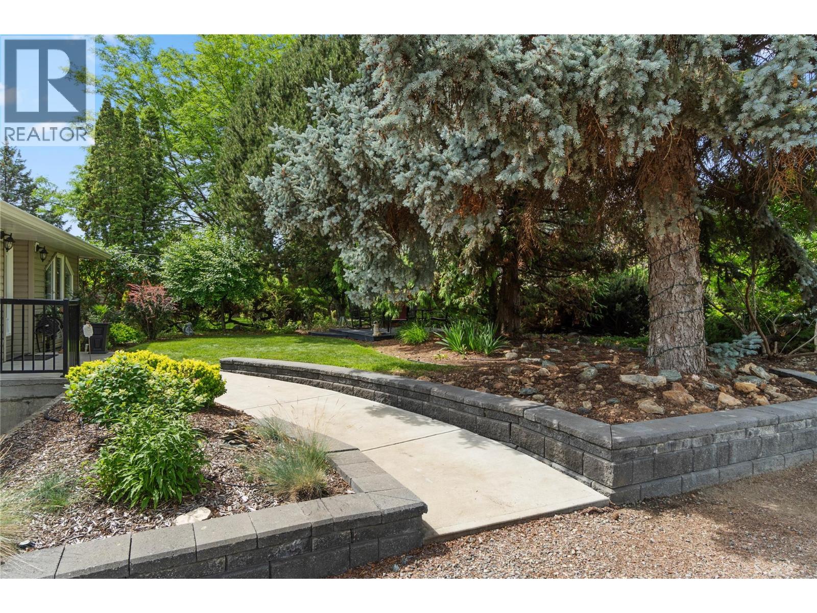 2875 Bank Road, Kamloops, British Columbia  V2B 6V5 - Photo 9 - 10379581