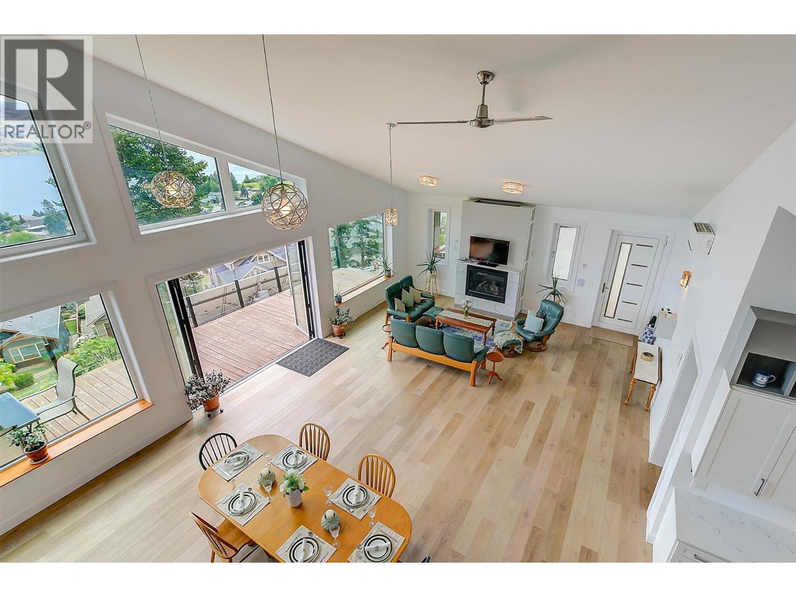 6131 Seymoure Lane, Peachland, British Columbia  V0H 1X4 - Photo 35 - 10379240