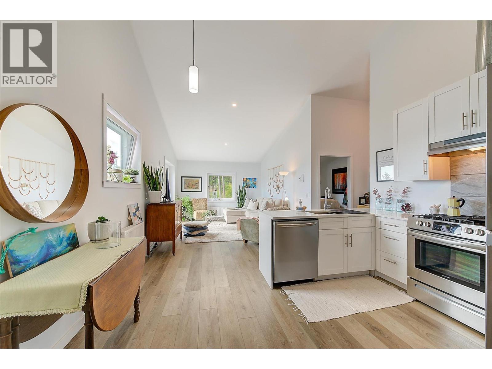 6131 Seymoure Lane, Peachland, British Columbia  V0H 1X4 - Photo 43 - 10379240