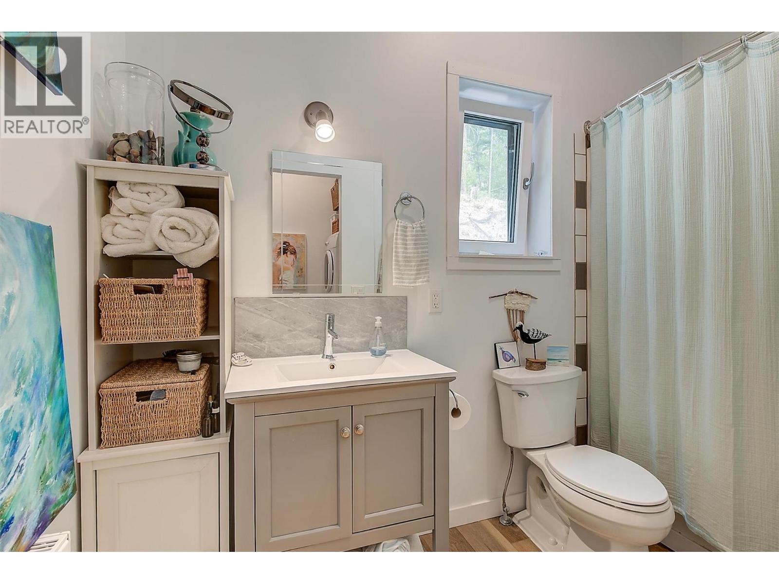 6131 Seymoure Lane, Peachland, British Columbia  V0H 1X4 - Photo 50 - 10379240