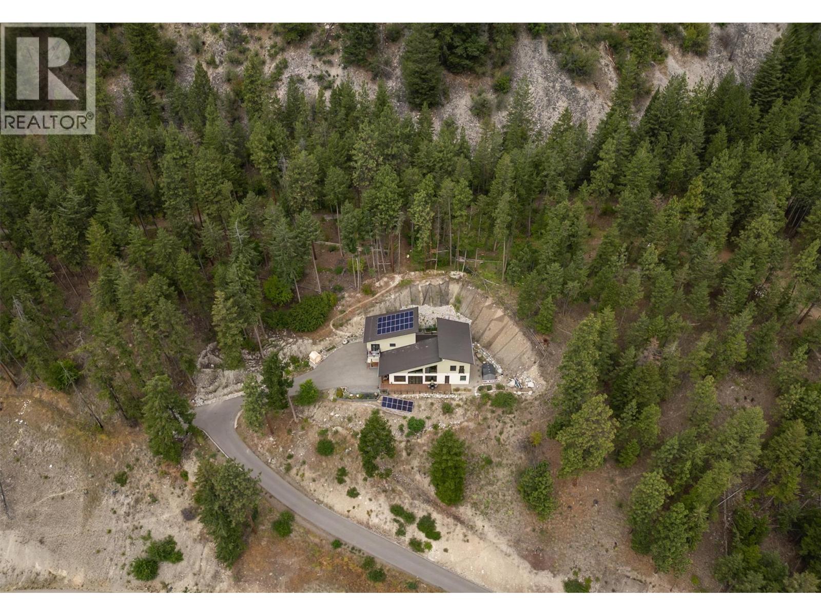 6131 Seymoure Lane, Peachland, British Columbia  V0H 1X4 - Photo 53 - 10379240