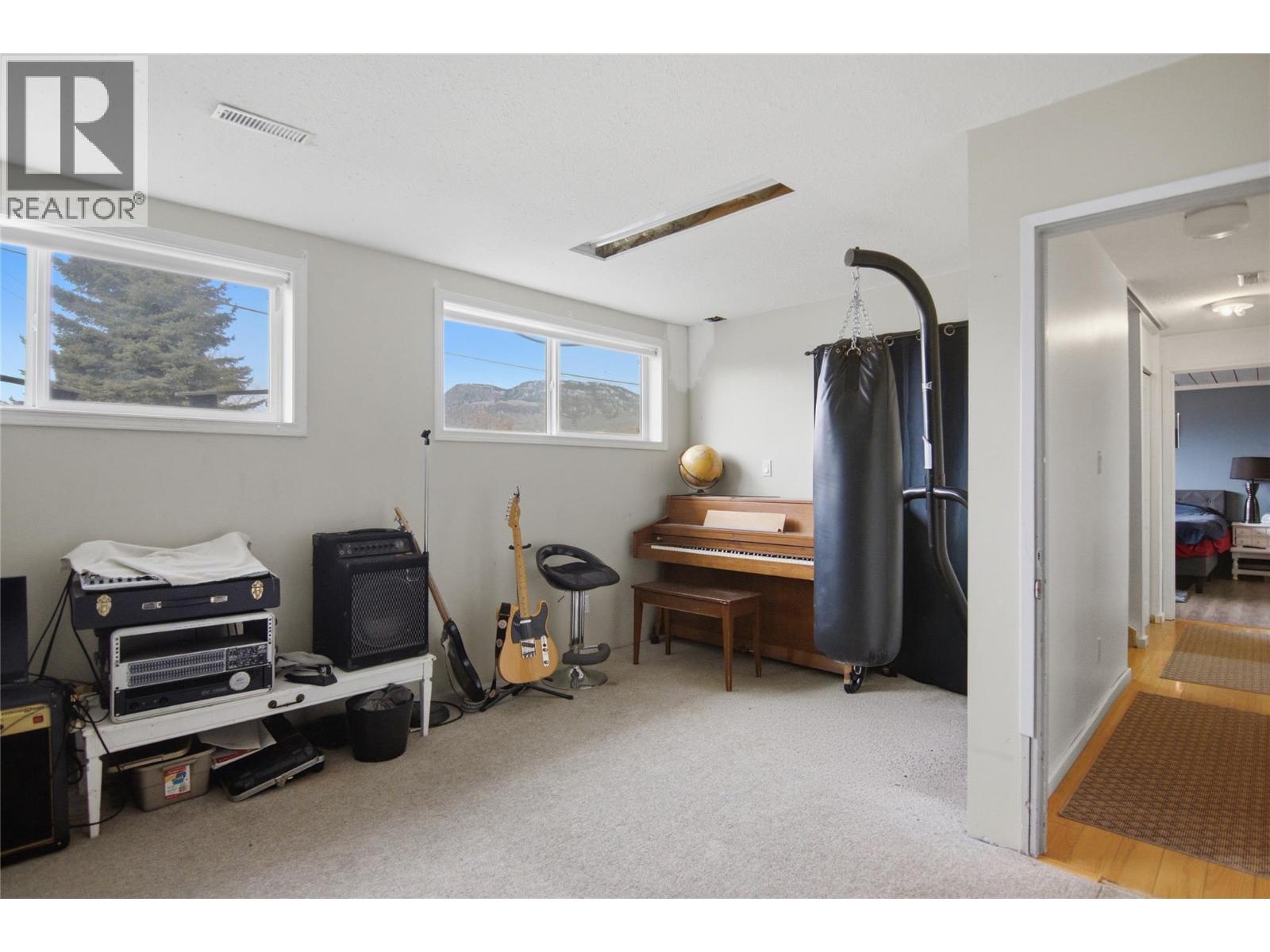 2619 Argyle Avenue, Kamloops, British Columbia  V2B 4T6 - Photo 21 - 10379549