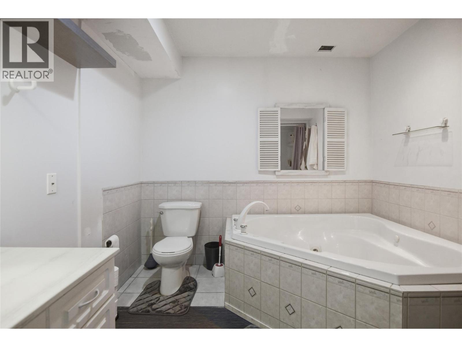2619 Argyle Avenue, Kamloops, British Columbia  V2B 4T6 - Photo 27 - 10379549