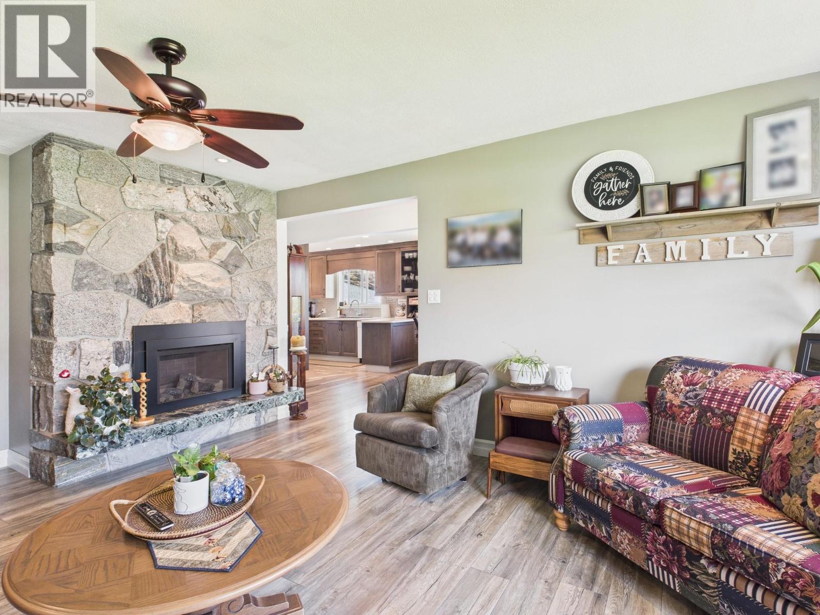 9806 Highway 97, Osoyoos, British Columbia  V0H 1V2 - Photo 10 - 10379582