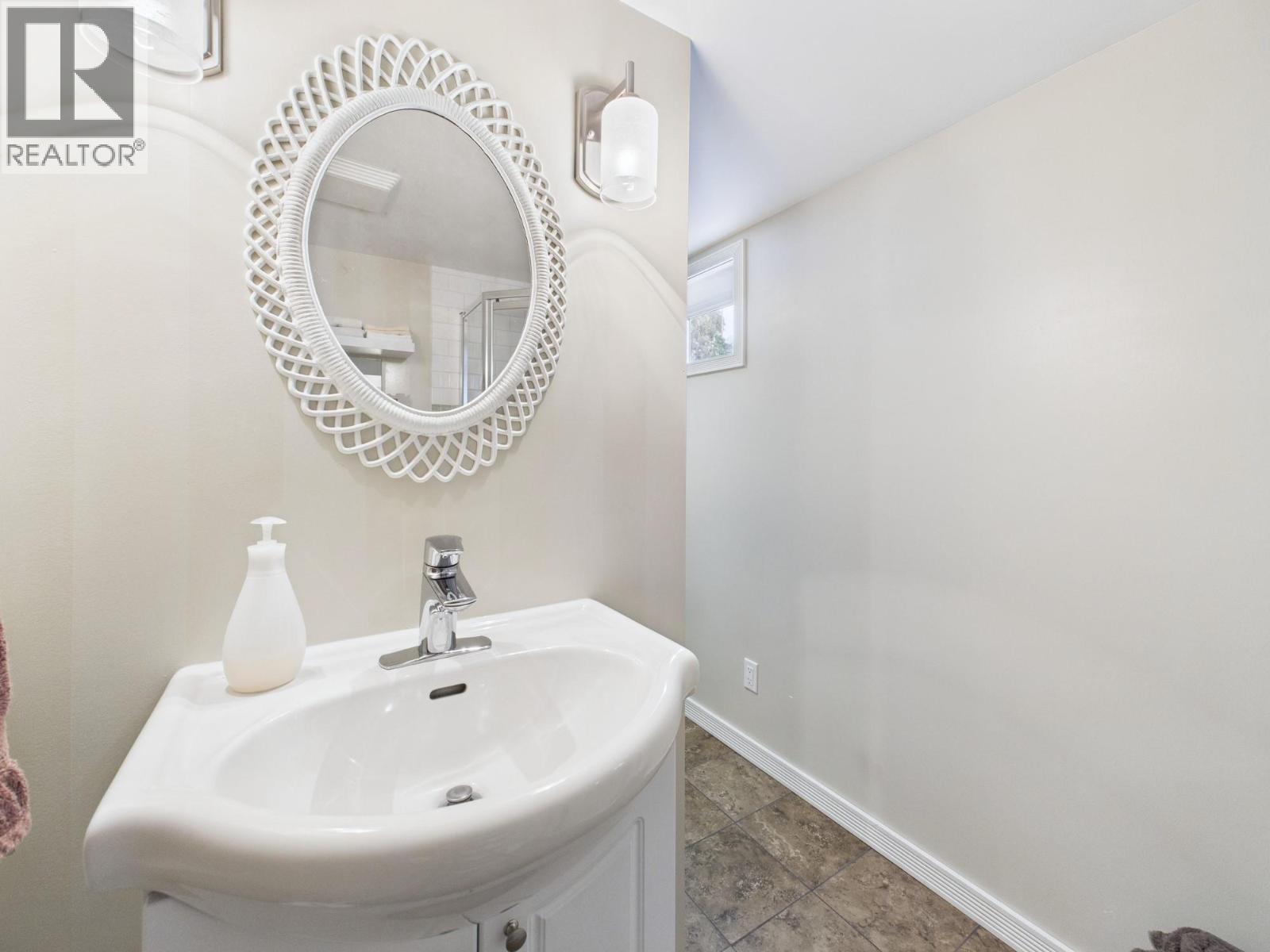 9806 Highway 97, Osoyoos, British Columbia  V0H 1V2 - Photo 45 - 10379582