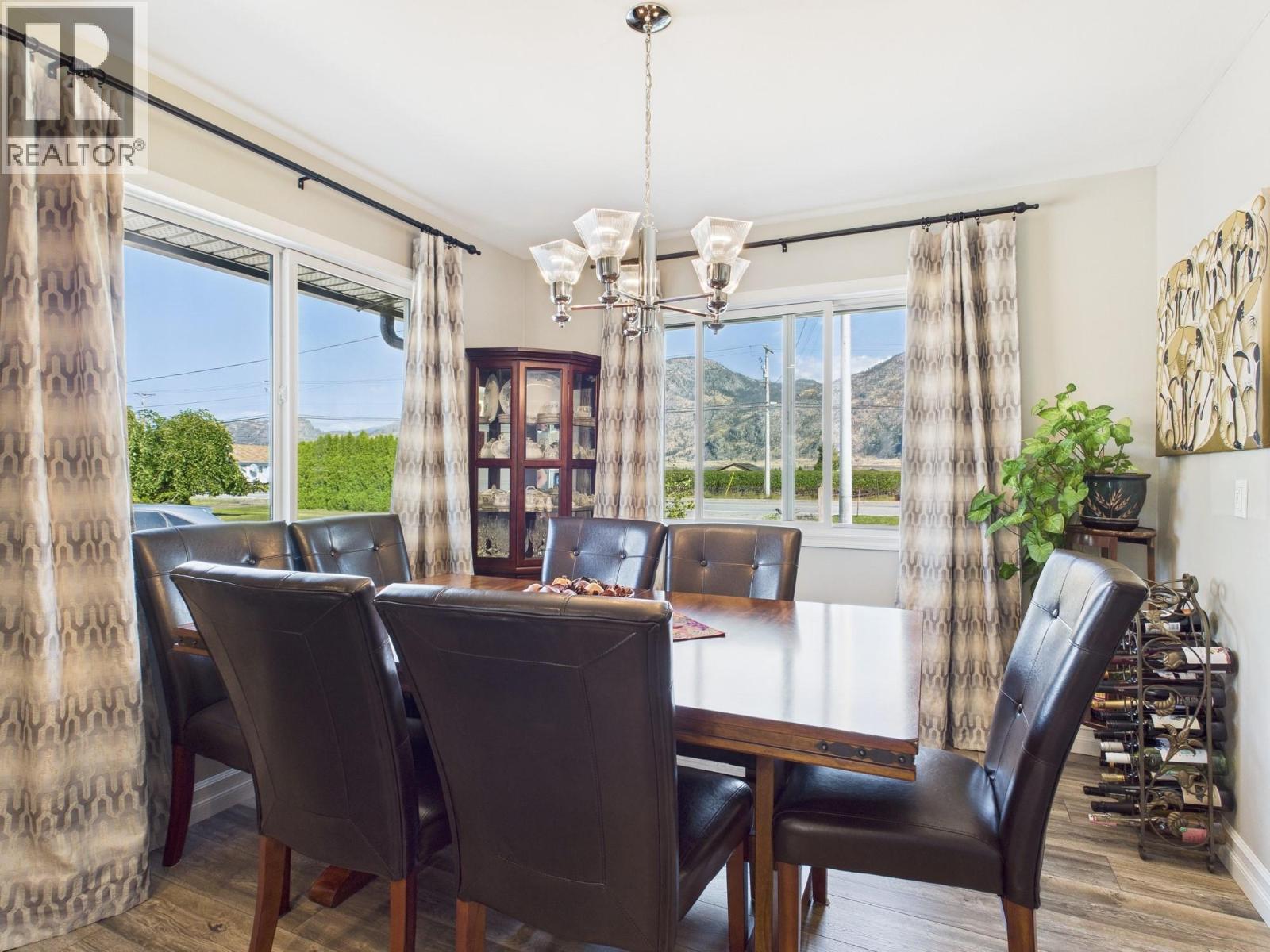 9806 Highway 97, Osoyoos, British Columbia  V0H 1V2 - Photo 5 - 10379582