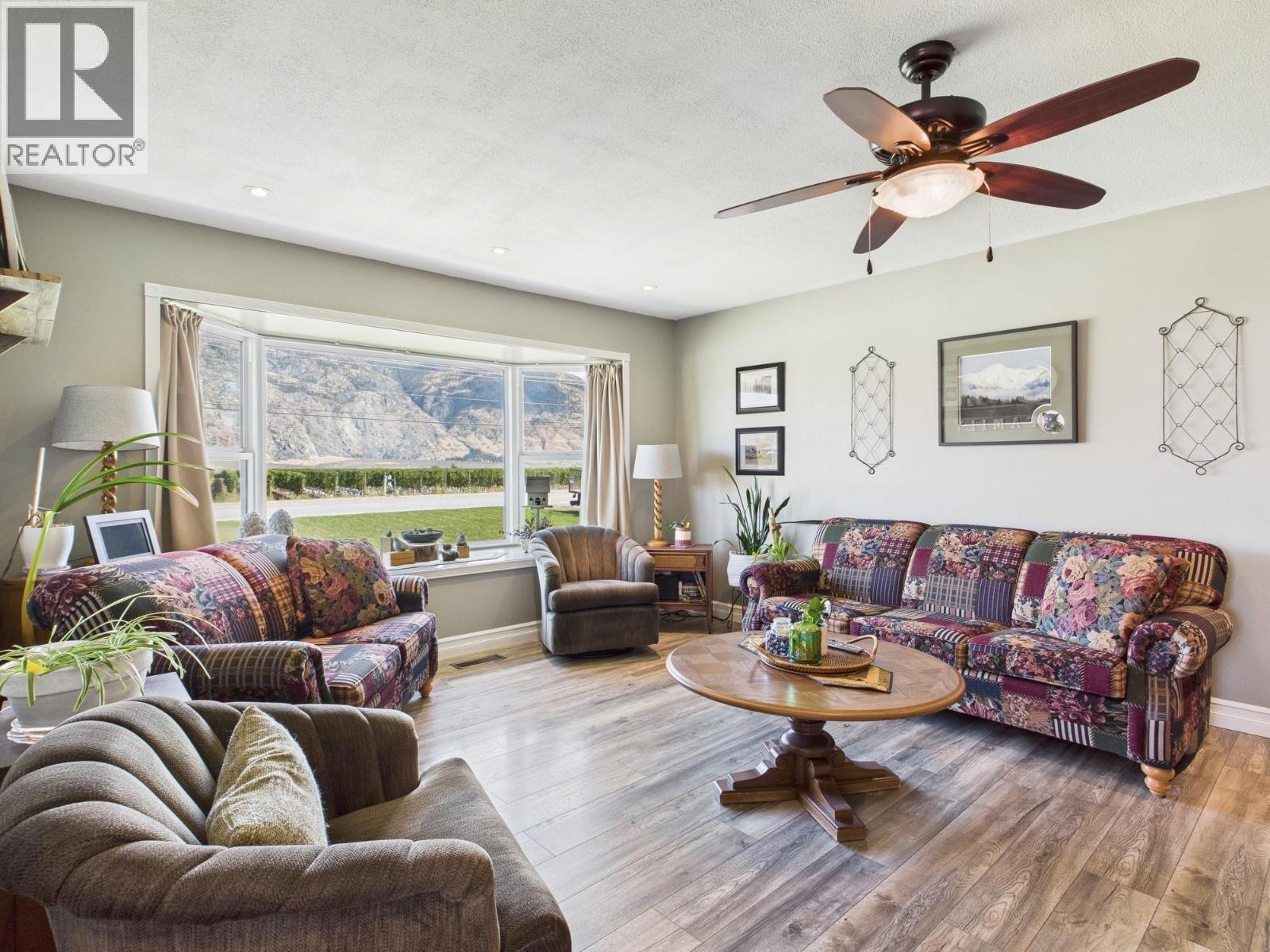 9806 Highway 97, Osoyoos, British Columbia  V0H 1V2 - Photo 9 - 10379582