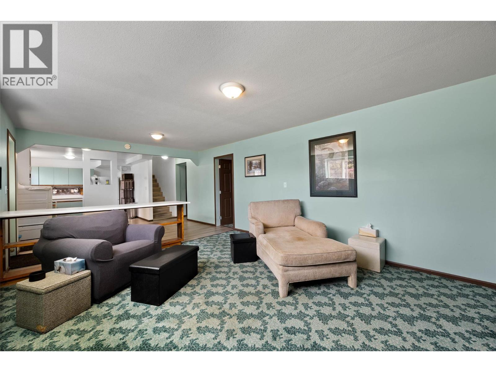 1020 7th Street, Kamloops, British Columbia  V2B 2W8 - Photo 22 - 10379554