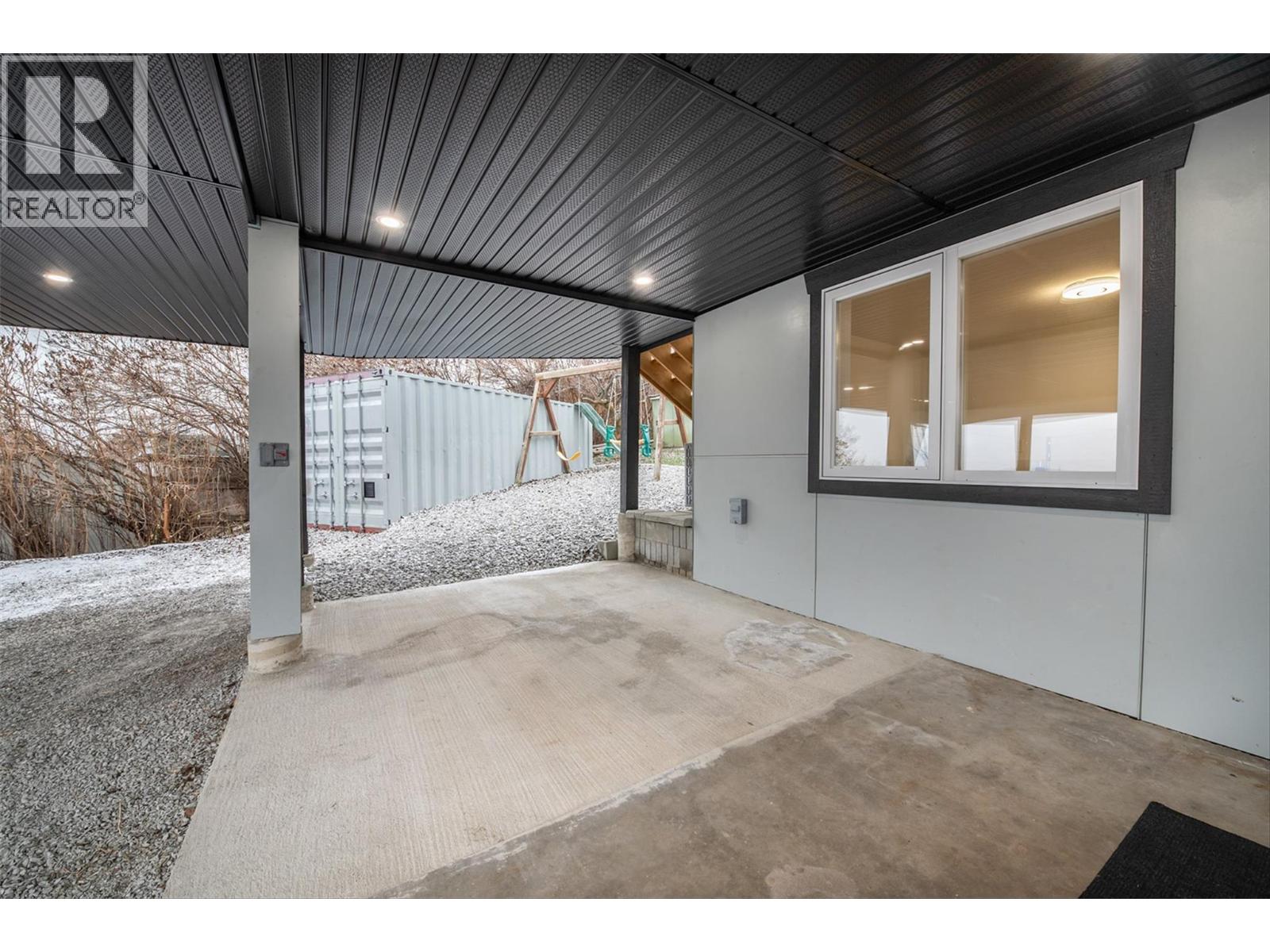 6178 Lipsett Avenue, Peachland, British Columbia  V0H 1X7 - Photo 48 - 10379574