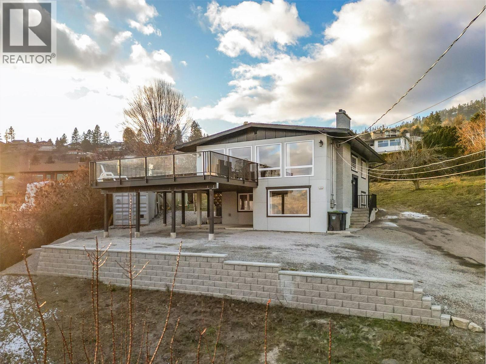 6178 Lipsett Avenue, Peachland, British Columbia  V0H 1X7 - Photo 5 - 10379574