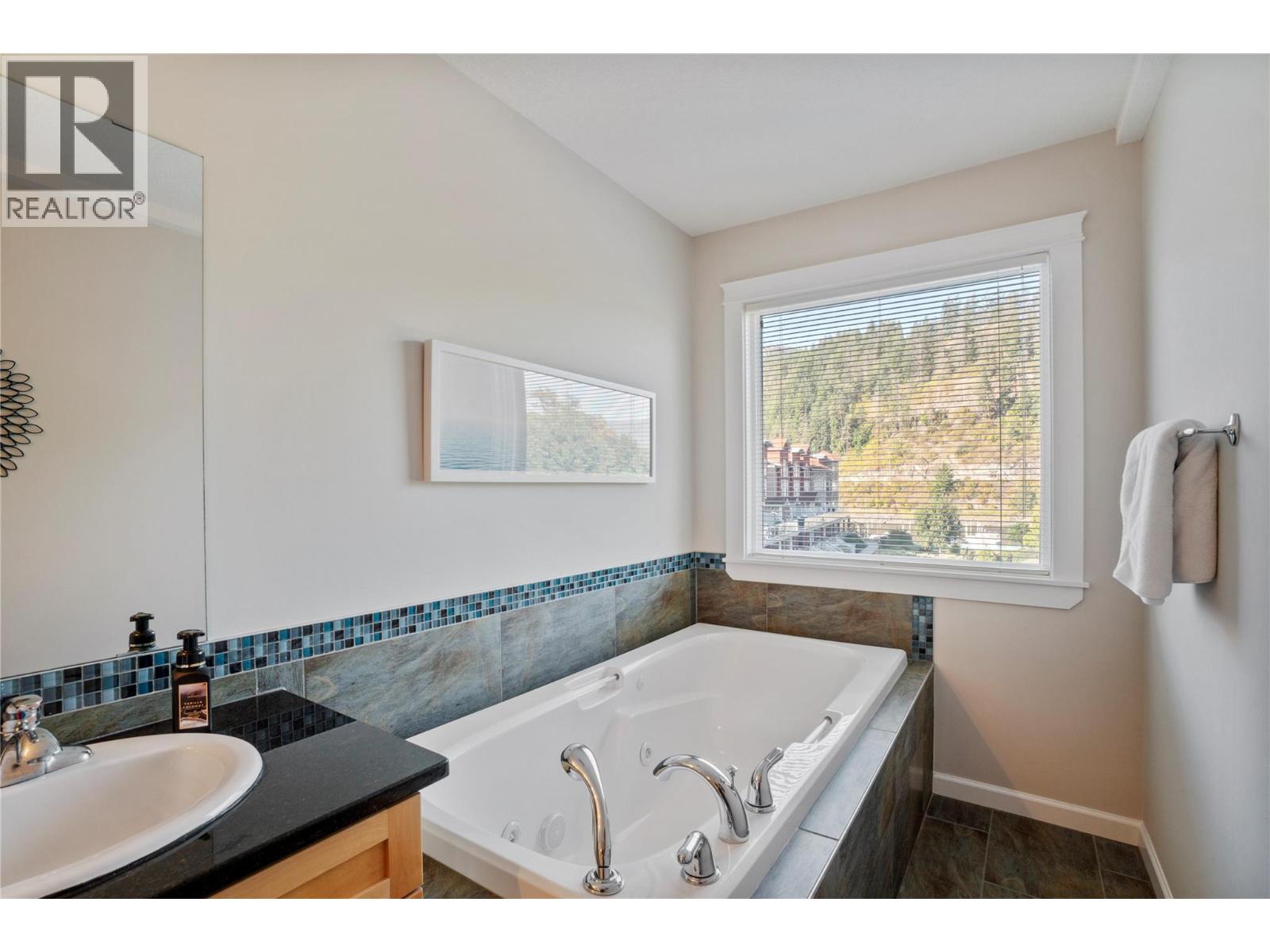 1130 Riverside Avenue Unit# 3, Sicamous, British Columbia  V0E 2V0 - Photo 52 - 10379566