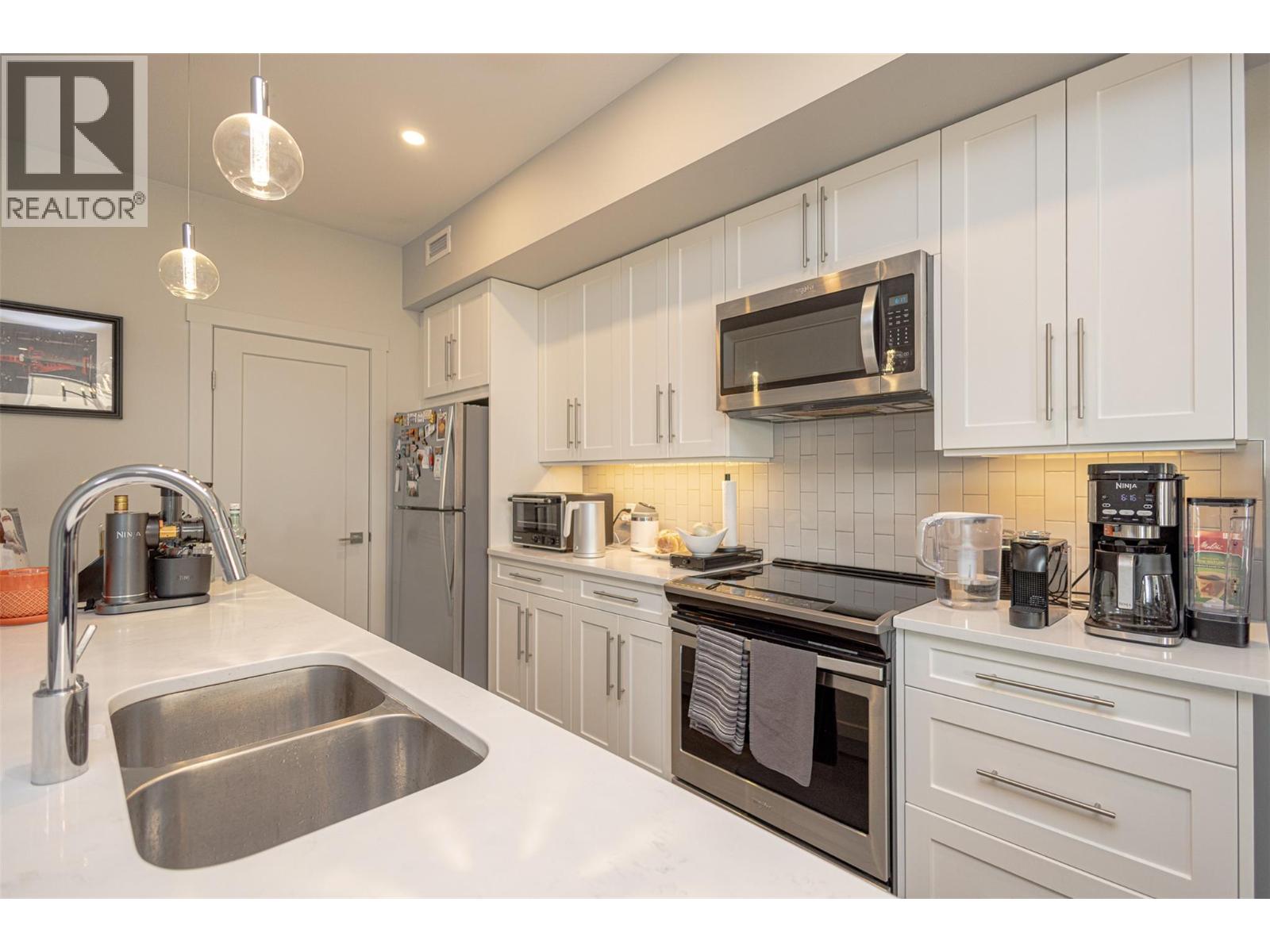 3630 Mission Springs Drive Unit# 306, Kelowna, British Columbia  V1W 0B2 - Photo 10 - 10379623