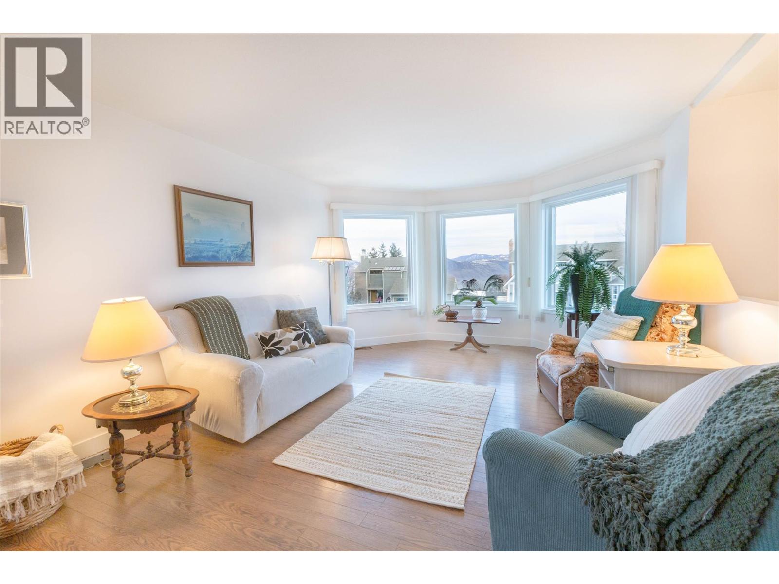 2158 Garymede Drive, Kamloops, British Columbia  V1S 1N9 - Photo 4 - 10379512