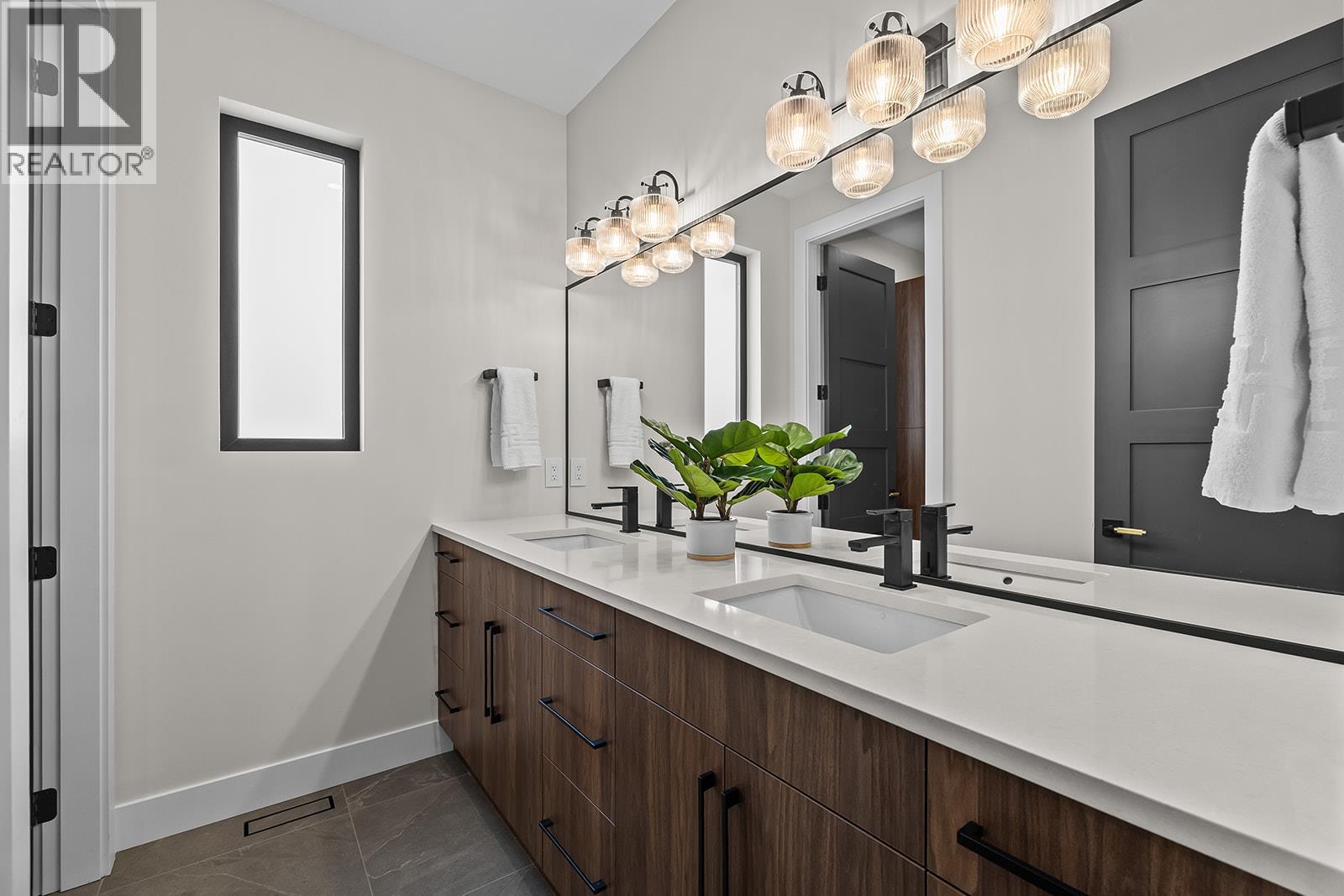 188 Wildsong Crescent, Vernon, British Columbia  V1H 2K3 - Photo 59 - 10379503
