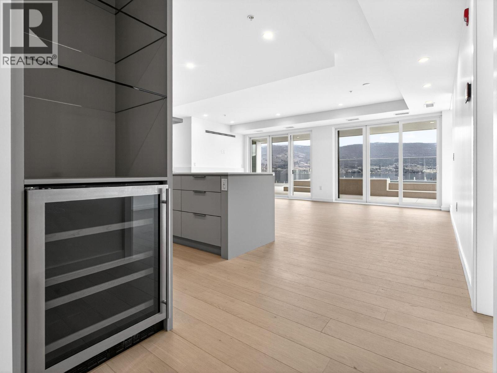 13415 Lakeshore Drive S Unit# 202, Summerland, British Columbia  V0H 1Z1 - Photo 4 - 10379586