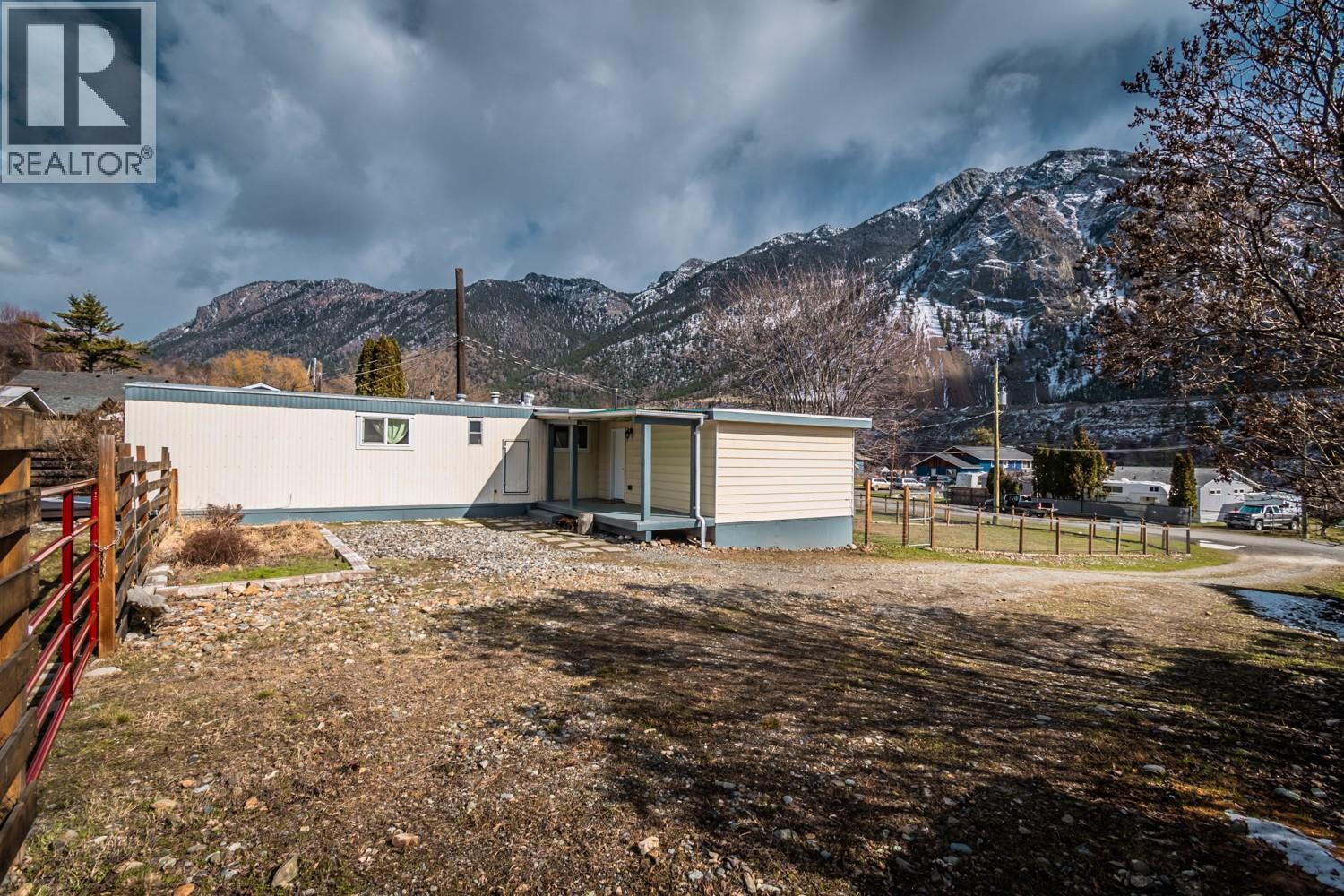 245 Mcewen Road, Lillooet, British Columbia  V0K 1V0 - Photo 14 - 10379529