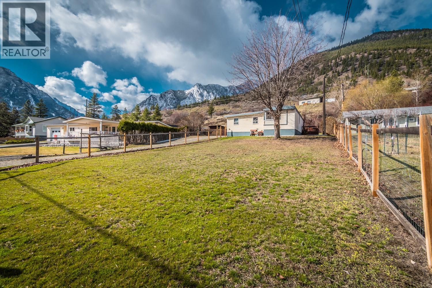245 Mcewen Road, Lillooet, British Columbia  V0K 1V0 - Photo 17 - 10379529