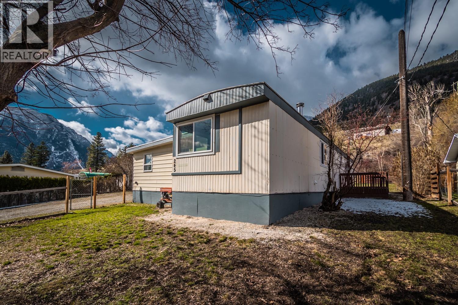 245 Mcewen Road, Lillooet, British Columbia  V0K 1V0 - Photo 21 - 10379529