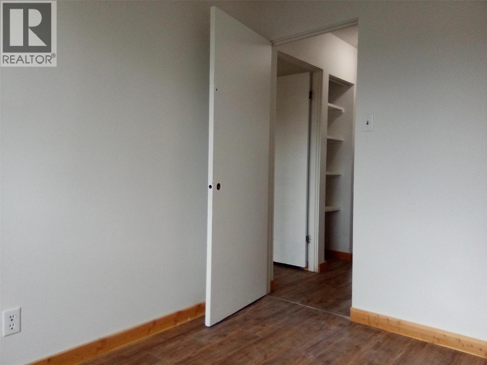 1672 Douglas Street, Merritt, British Columbia  V1K 1E2 - Photo 7 - 10379587