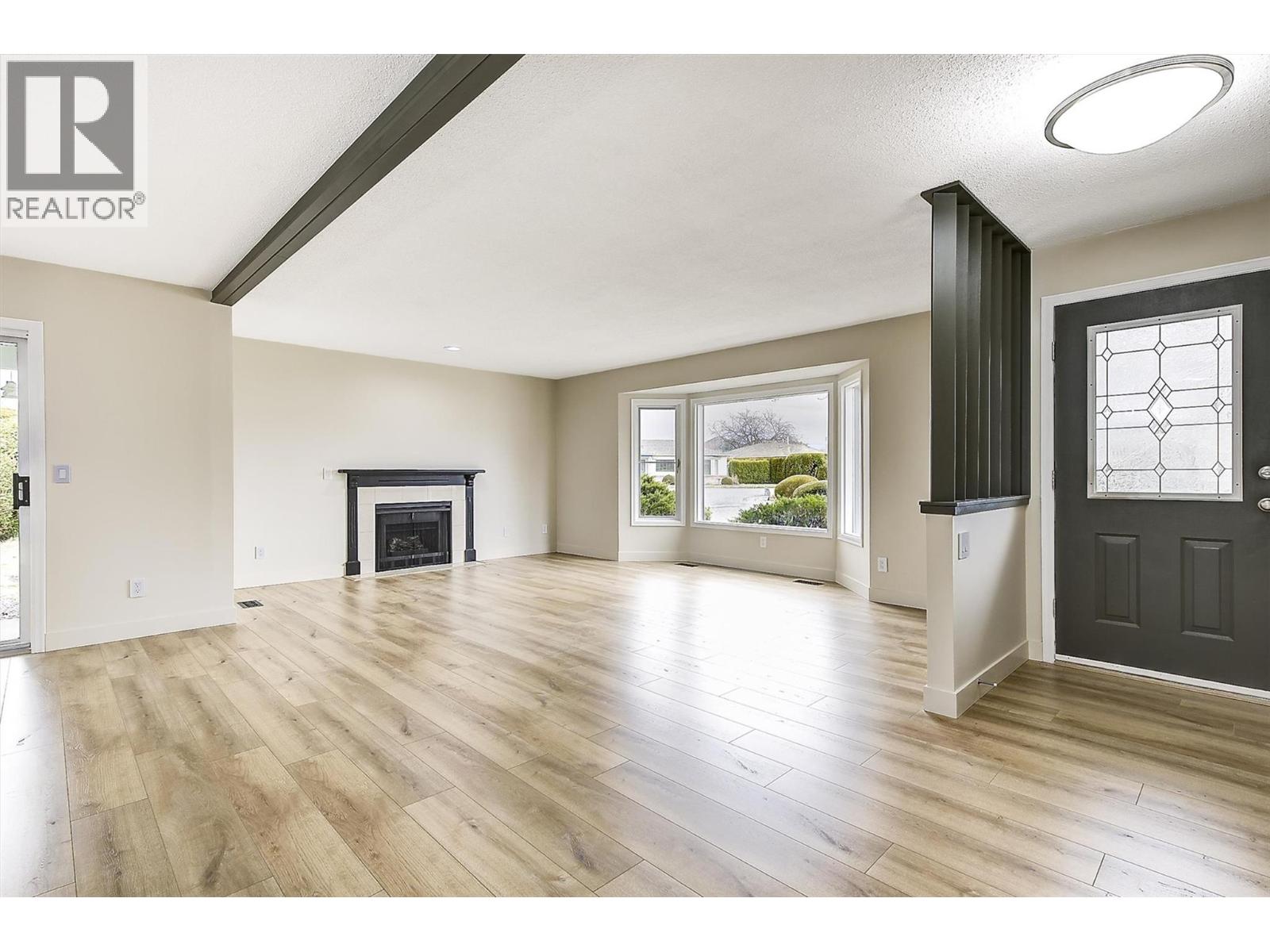 1255 Raymer Avenue Unit# 202, Kelowna, British Columbia  V1W 3S3 - Photo 4 - 10379295