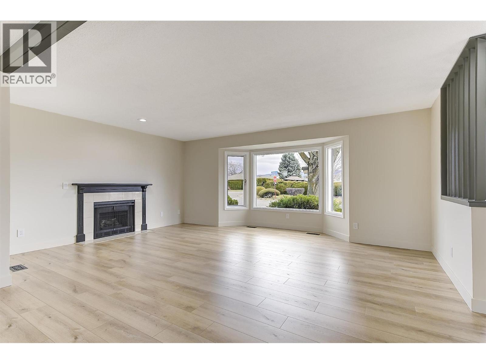1255 Raymer Avenue Unit# 202, Kelowna, British Columbia  V1W 3S3 - Photo 6 - 10379295