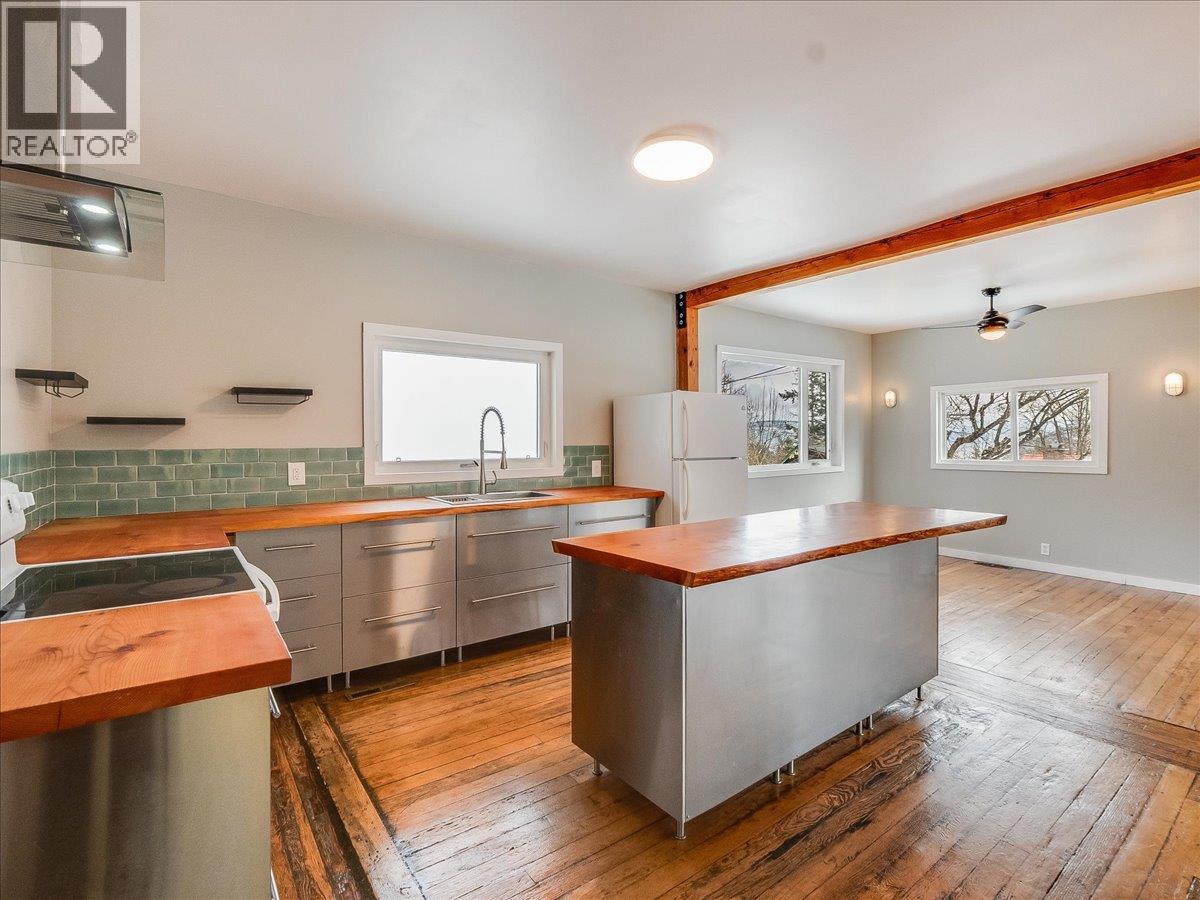 2043 Park Street, Rossland, British Columbia  V0G 1Y0 - Photo 31 - 10379188
